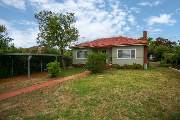 2 Alandale Road, Greenmount WA 6056
