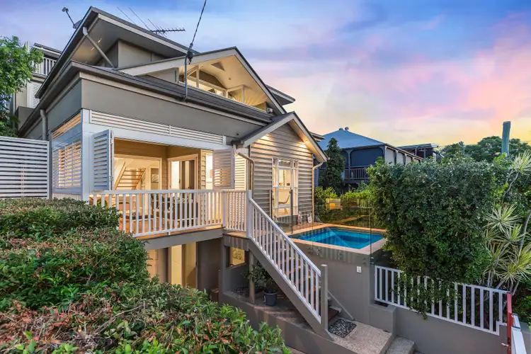 53B Thackeray Street, Norman Park QLD 4170