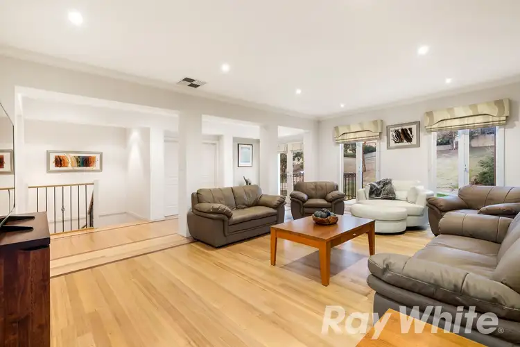 11 Jacaranda Drive, Diamond Creek VIC 3089