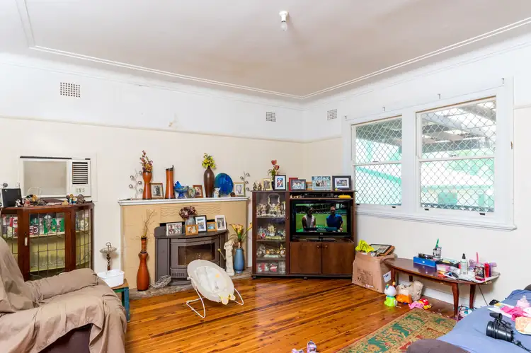 Fifth view of Homely house listing, 33 Hillvue Road, Tamworth NSW 2340