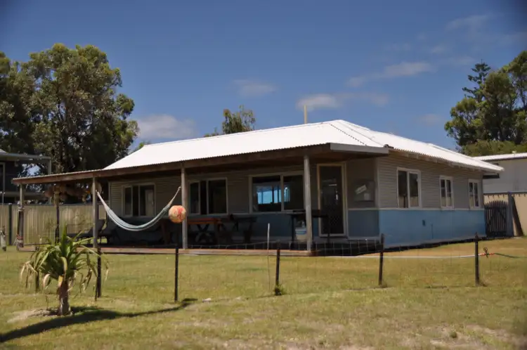 14 COCKRAM Street, Lancelin WA 6044