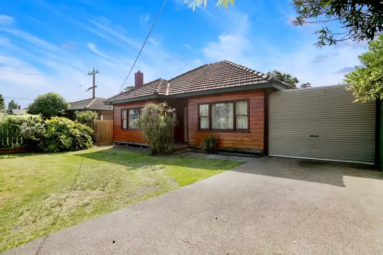 240 Frankston-Dandenong Road, Seaford VIC 3198