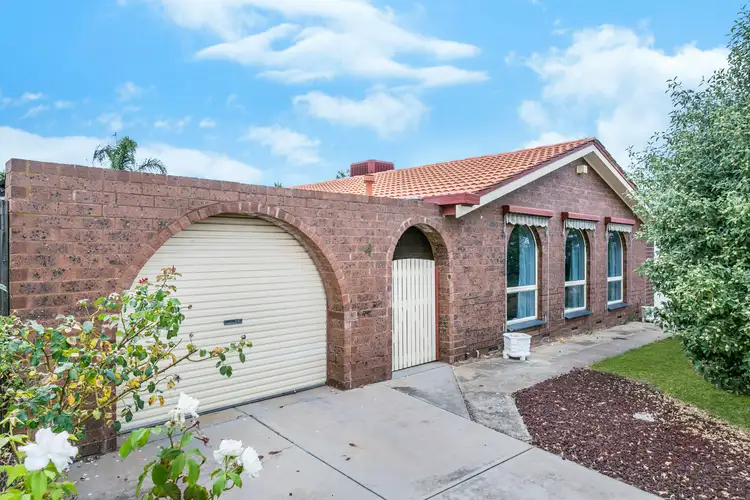 4 Resolute Crescent, Hallett Cove SA 5158