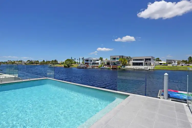 18 Westholme Circuit, Pelican Waters QLD 4551