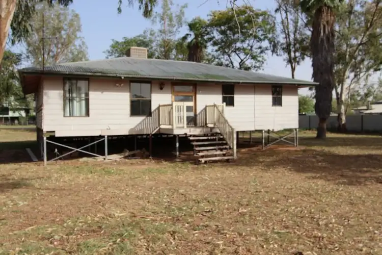 173 Parry Street, Charleville QLD 4470