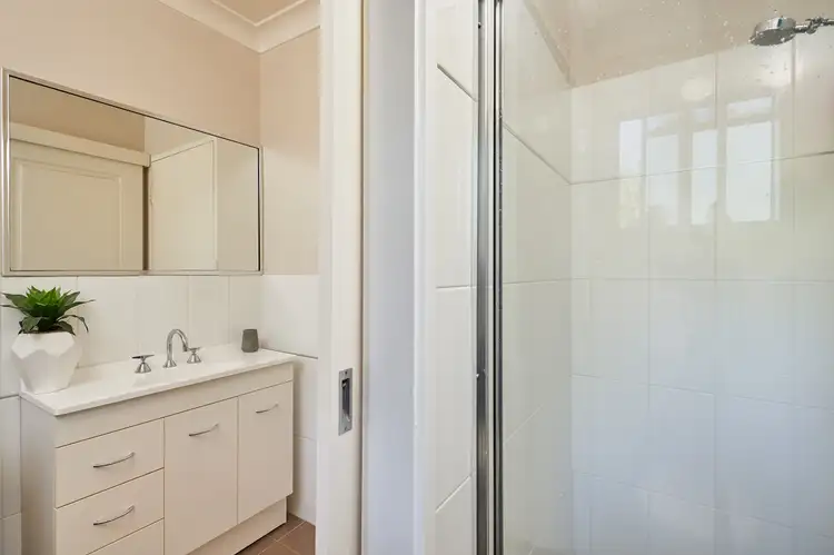 Sixth view of Homely house listing, 5/49 Simmons Street, Wagga Wagga NSW 2650