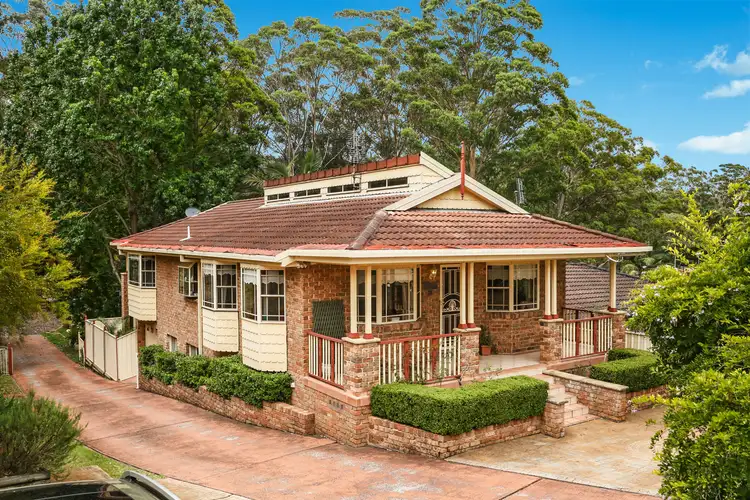 Main view of Homely house listing, 4 Elvys Avenue, Saratoga NSW 2251