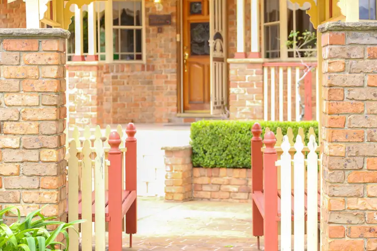 Third view of Homely house listing, 4 Elvys Avenue, Saratoga NSW 2251