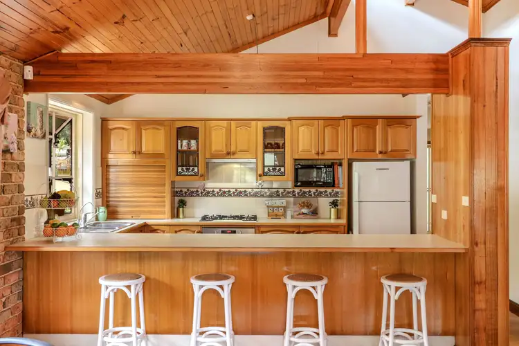 Seventh view of Homely house listing, 4 Elvys Avenue, Saratoga NSW 2251