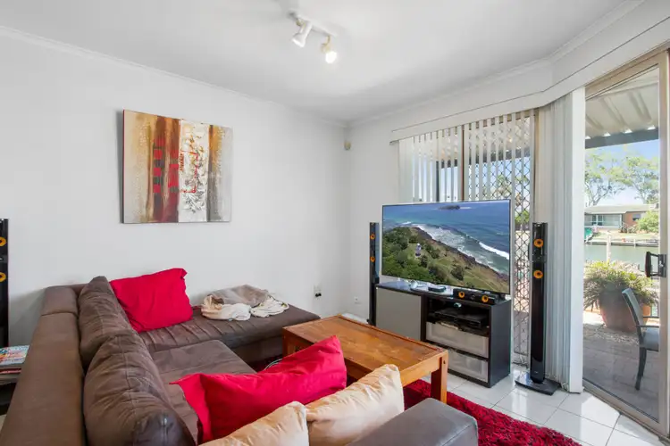 Fifth view of Homely townhouse listing, 2/8 Vaggelas Crescent, Biggera Waters QLD 4216
