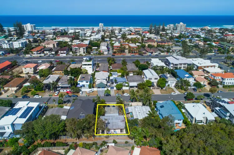 72 Dolphin Avenue, Mermaid Beach QLD 4218