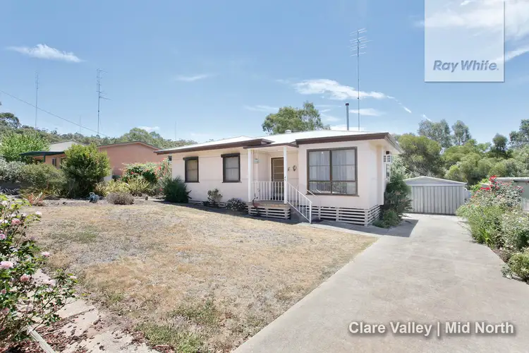 45 Essington Avenue, Clare SA 5453