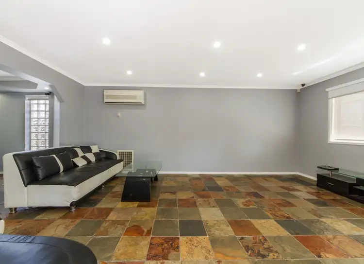 Seventh view of Homely house listing, 21 Darriwill Close, Delahey VIC 3037