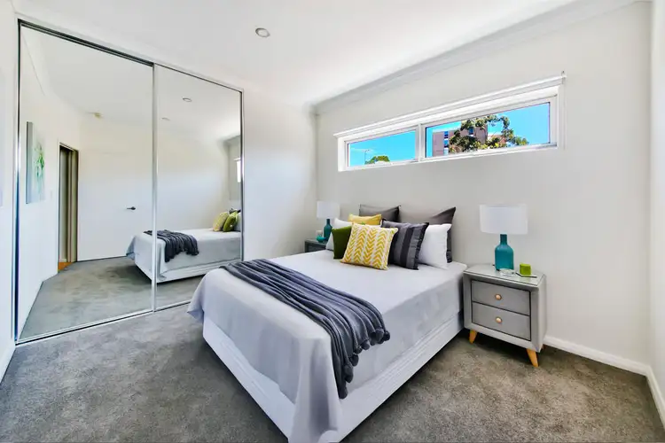 Fourth view of Homely house listing, 1/32 Pollard Street, Glendalough WA 6016