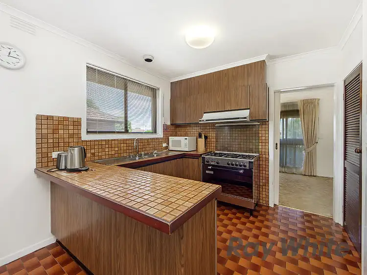 Fifth view of Homely house listing, 28 Diamond Avenue, Albanvale VIC 3021