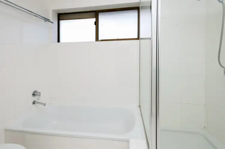 Sixth view of Homely apartment listing, 6/32 Moore Street, Morningside QLD 4170