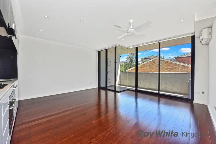 Fourth view of Homely apartment listing, 3/32-34 Grosvenor Street, Kensington NSW 2033