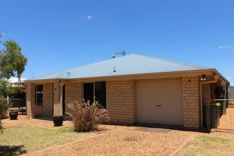 10 Frizzell, Southbrook QLD 4363