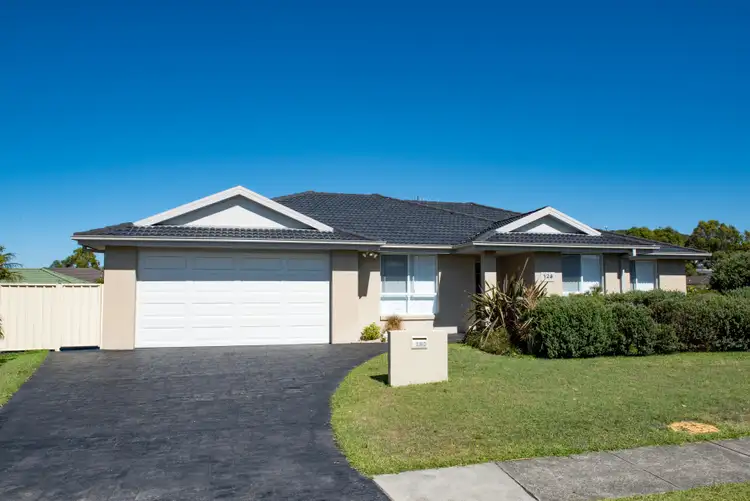 128 Kularoo Drive, Forster NSW 2428