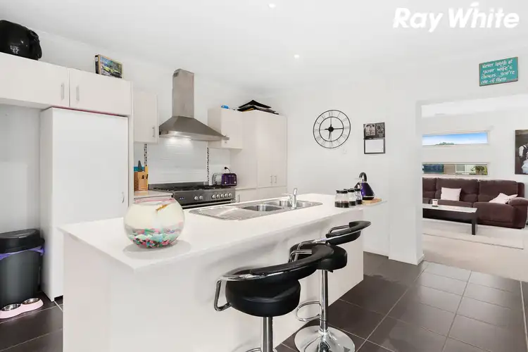Sixth view of Homely house listing, 2 Macadamia Street, Pakenham VIC 3810