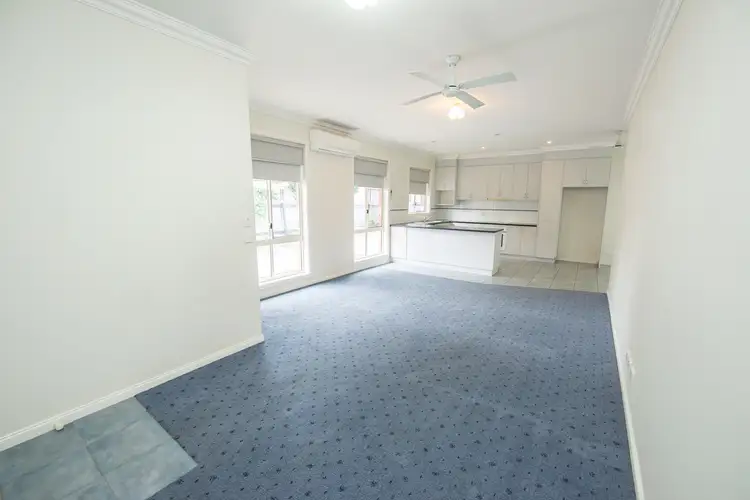 Third view of Homely unit listing, 2/82 Stradbroke Avenue, Swan Hill VIC 3585