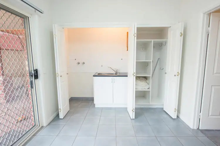 Seventh view of Homely unit listing, 2/82 Stradbroke Avenue, Swan Hill VIC 3585