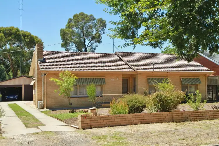 32 Ebden Street, Heathcote VIC 3523
