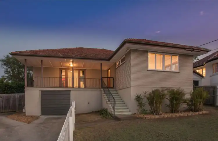 10 Sterculia Avenue, Holland Park West QLD 4121