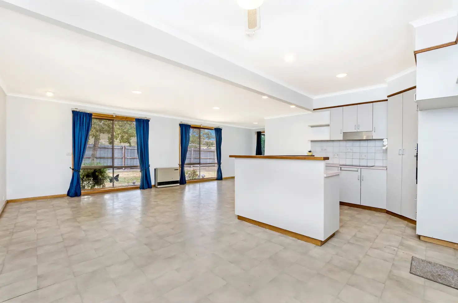 Main view of Homely house listing, 6 Patterson Avenue, Hamilton VIC 3300