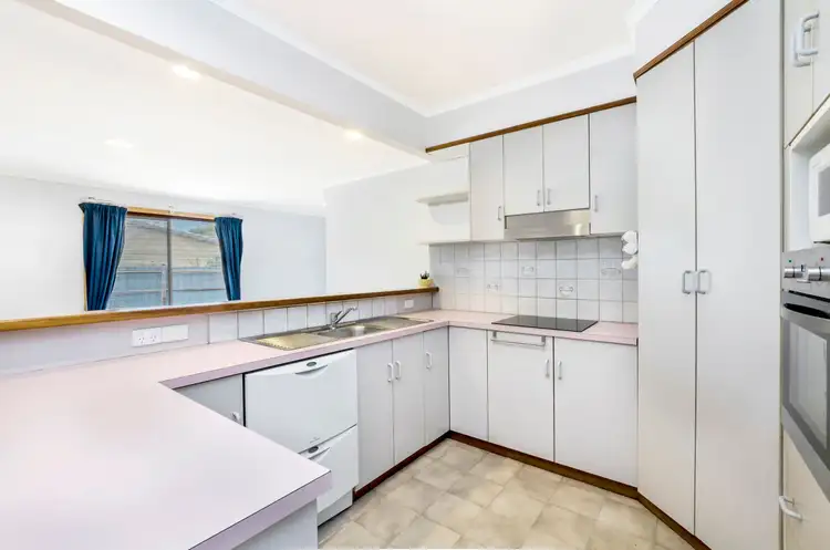 Third view of Homely house listing, 6 Patterson Avenue, Hamilton VIC 3300