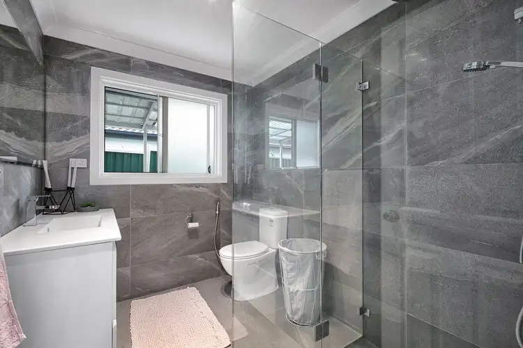 Fifth view of Homely house listing, 7 Baringa Close, Green Valley NSW 2168