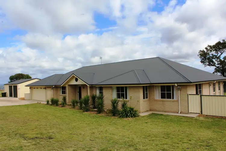 10 Derain Drive, Sladevale QLD 4370