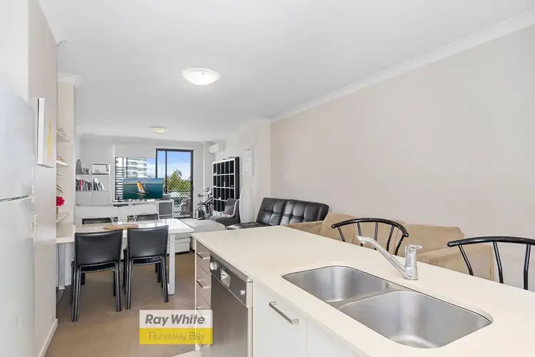 27/12-18 Bayview Street, Runaway Bay QLD 4216
