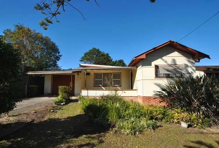 10 Albatross Road, Nowra NSW 2541