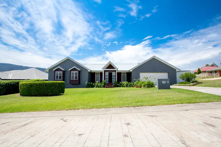 2 Victorious View, Cambewarra NSW 2540
