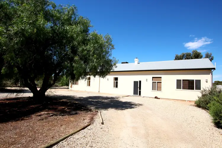 418 Old Sturt Highway, Glossop SA 5344