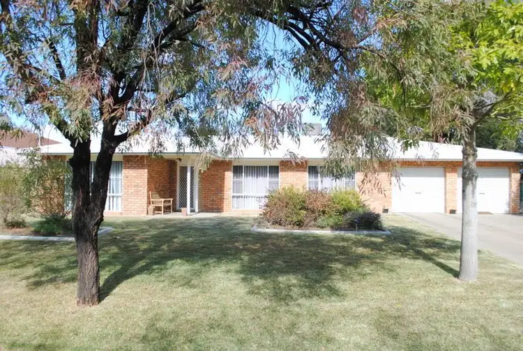25 Maple Avenue, Moree NSW 2400
