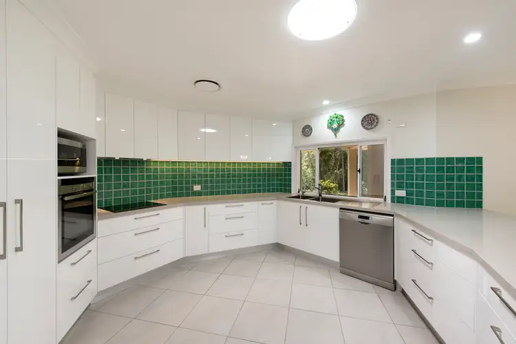 Fifth view of Homely house listing, 7 Coolcorra Court, Carindale QLD 4152