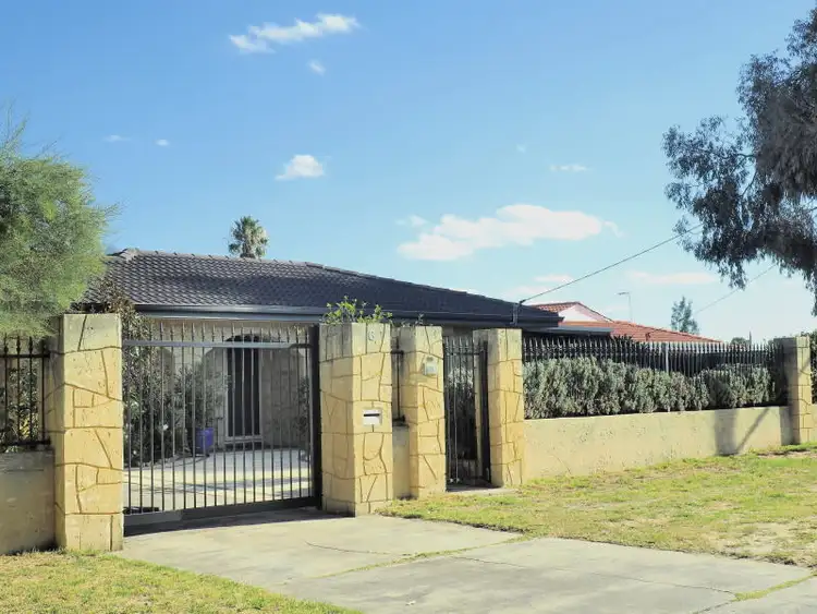 Second view of Homely house listing, 6 Mayo Court, Parkwood WA 6147