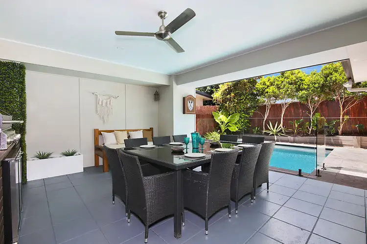 102 Observatory Drive, Reedy Creek QLD 4227