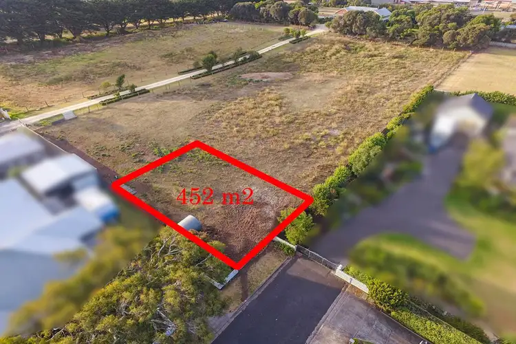 25 Bath Avenue, Dennington VIC 3280