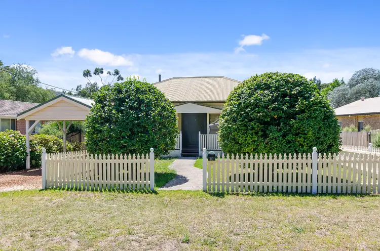 10 Henderson Avenue, Mittagong NSW 2575
