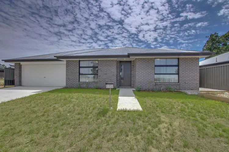 Main view of Homely house listing, 9 Huxtable Place, Goulburn NSW 2580