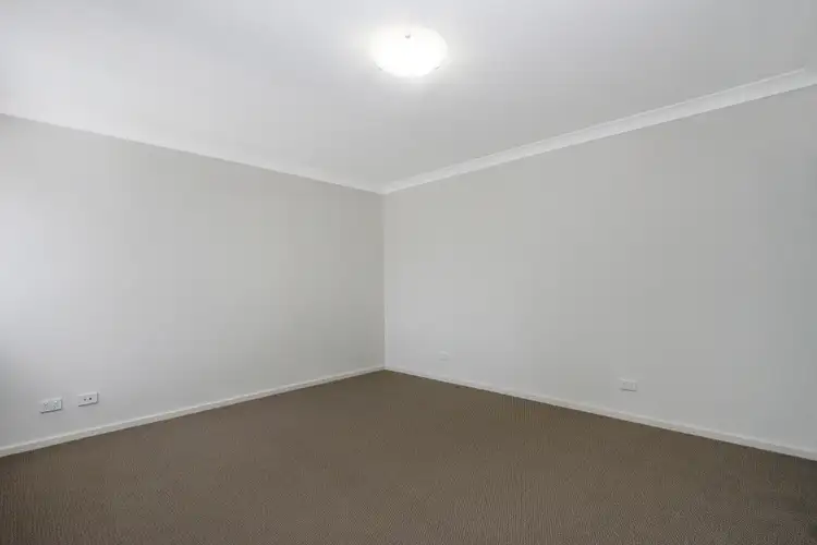 Fifth view of Homely house listing, 9 Huxtable Place, Goulburn NSW 2580
