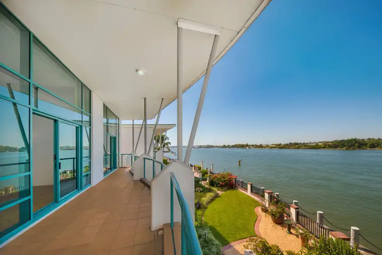Second view of Homely apartment listing, Villa 5/27 Harbour Road, Hamilton QLD 4007