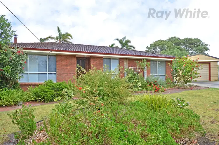 1 Ash Way, Mckail WA 6330