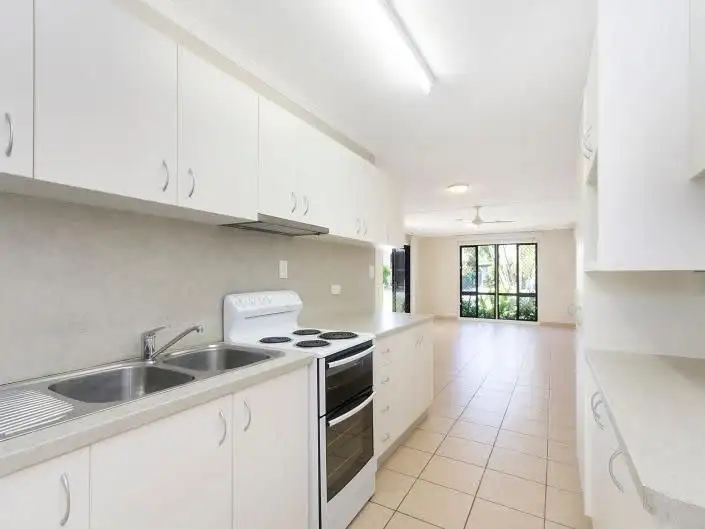 23 Sallows Street, Pallarenda QLD 4810