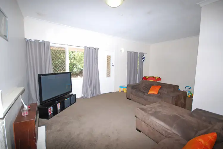 Second view of Homely house listing, 5 Clough Place, Narrogin WA 6312