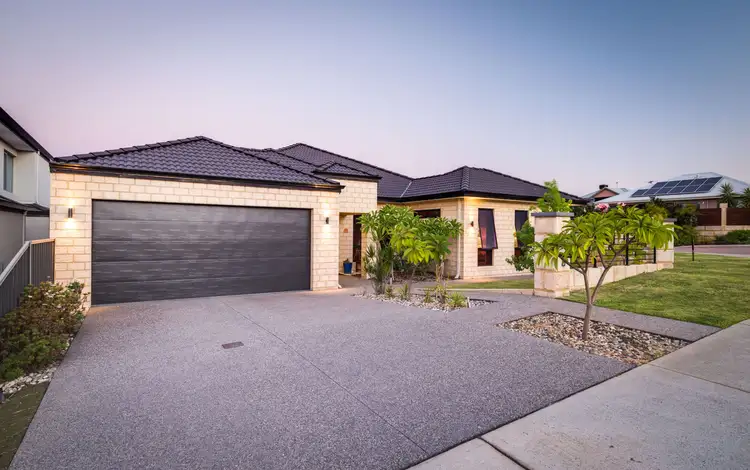 8 Donath View, Landsdale WA 6065
