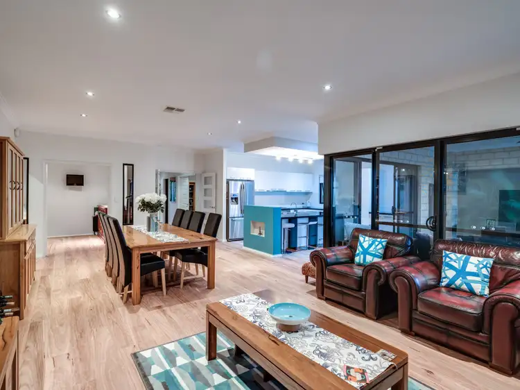 Fifth view of Homely house listing, 8 Donath View, Landsdale WA 6065